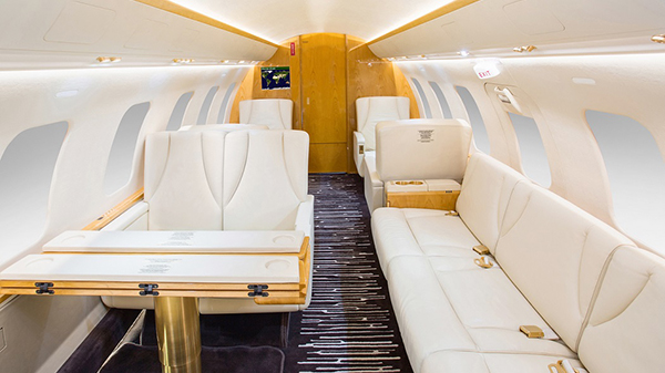 Bombardier Challenger 605, photo 2