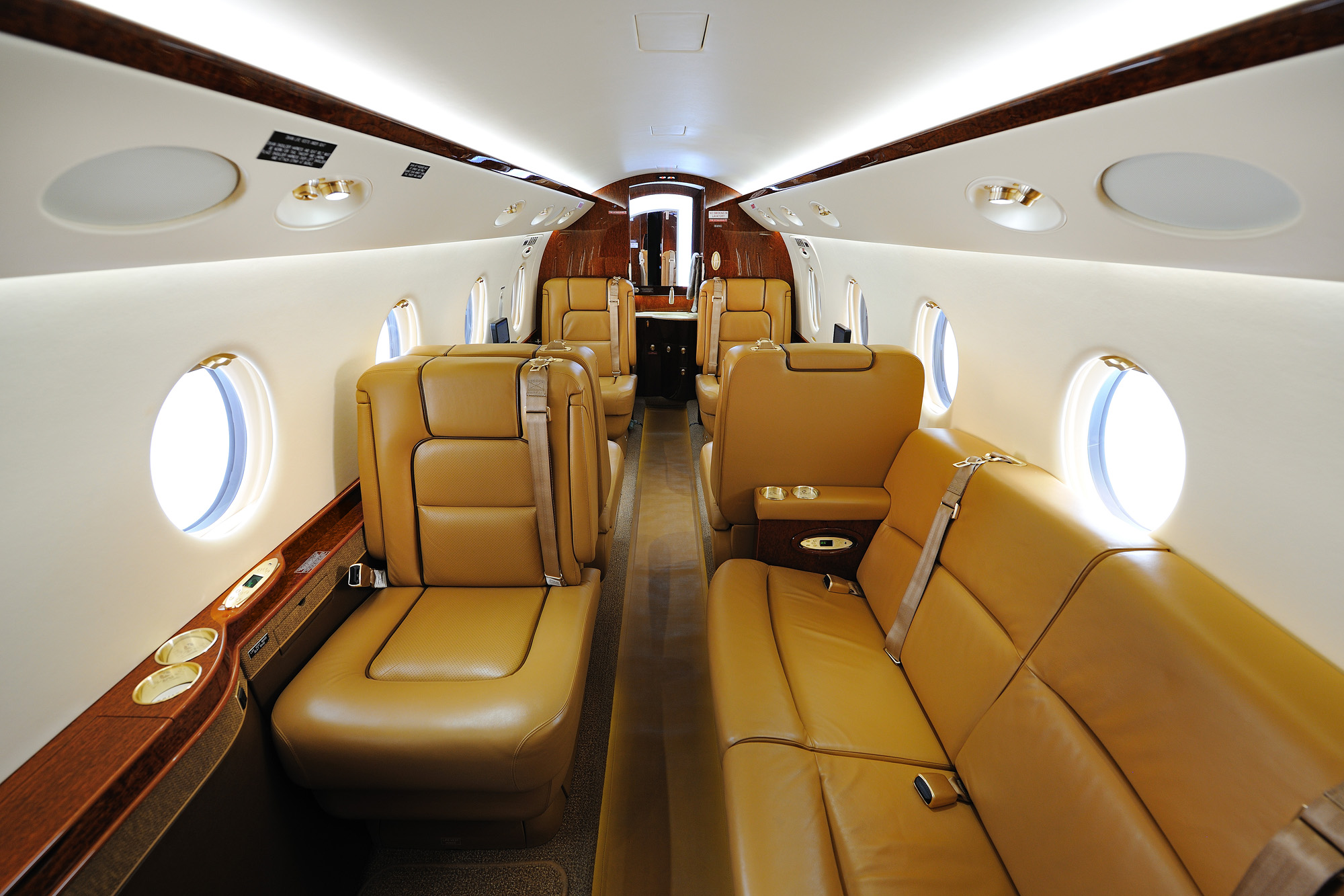Gulfstream G150, photo 3