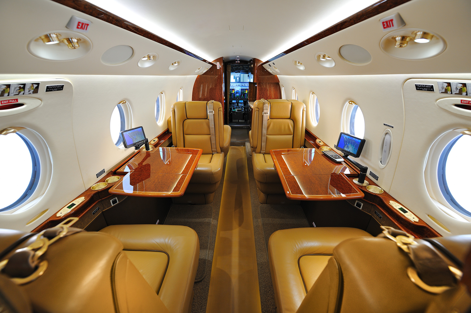 Gulfstream G150, photo 2