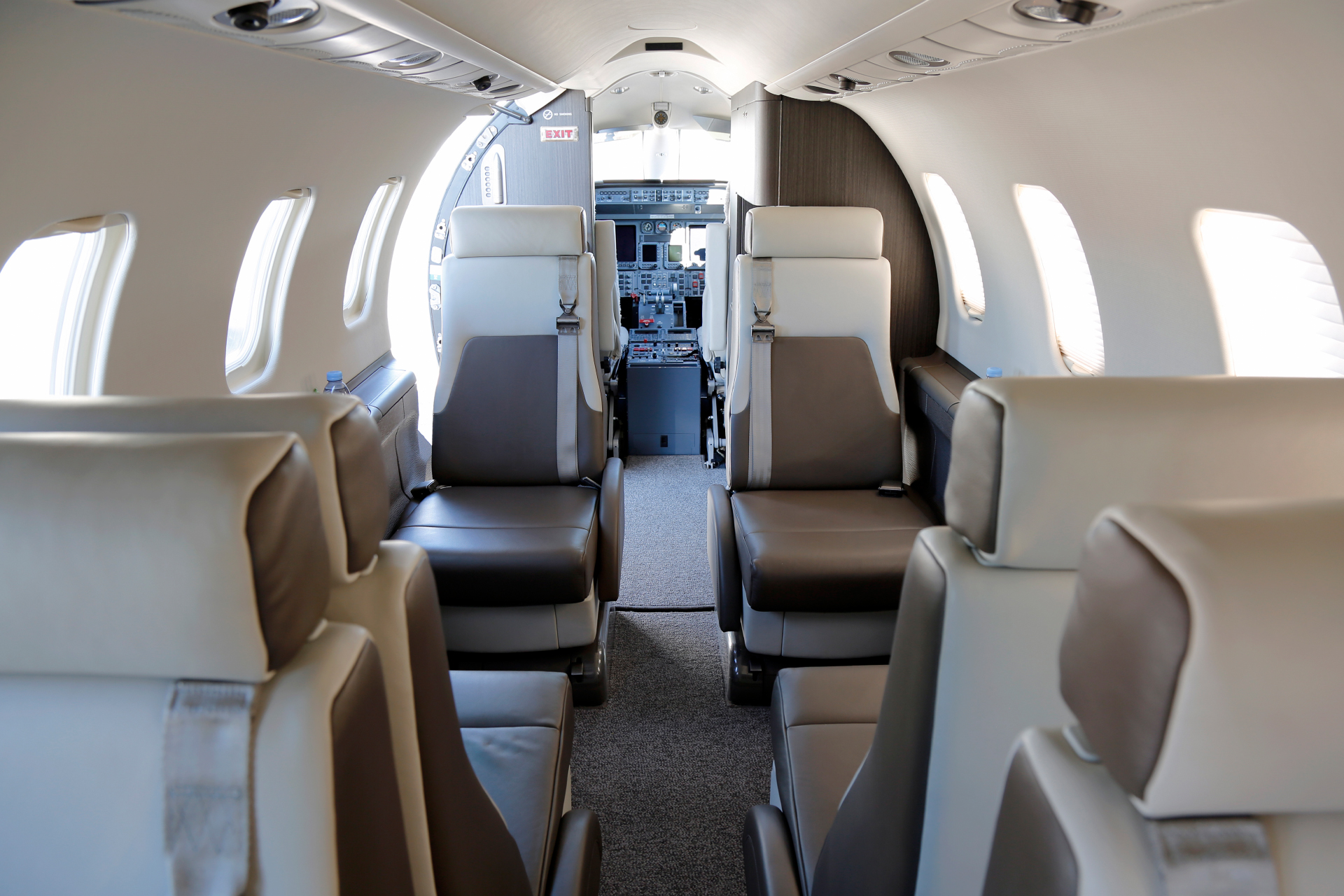 Bombardier Learjet 45, photo 4