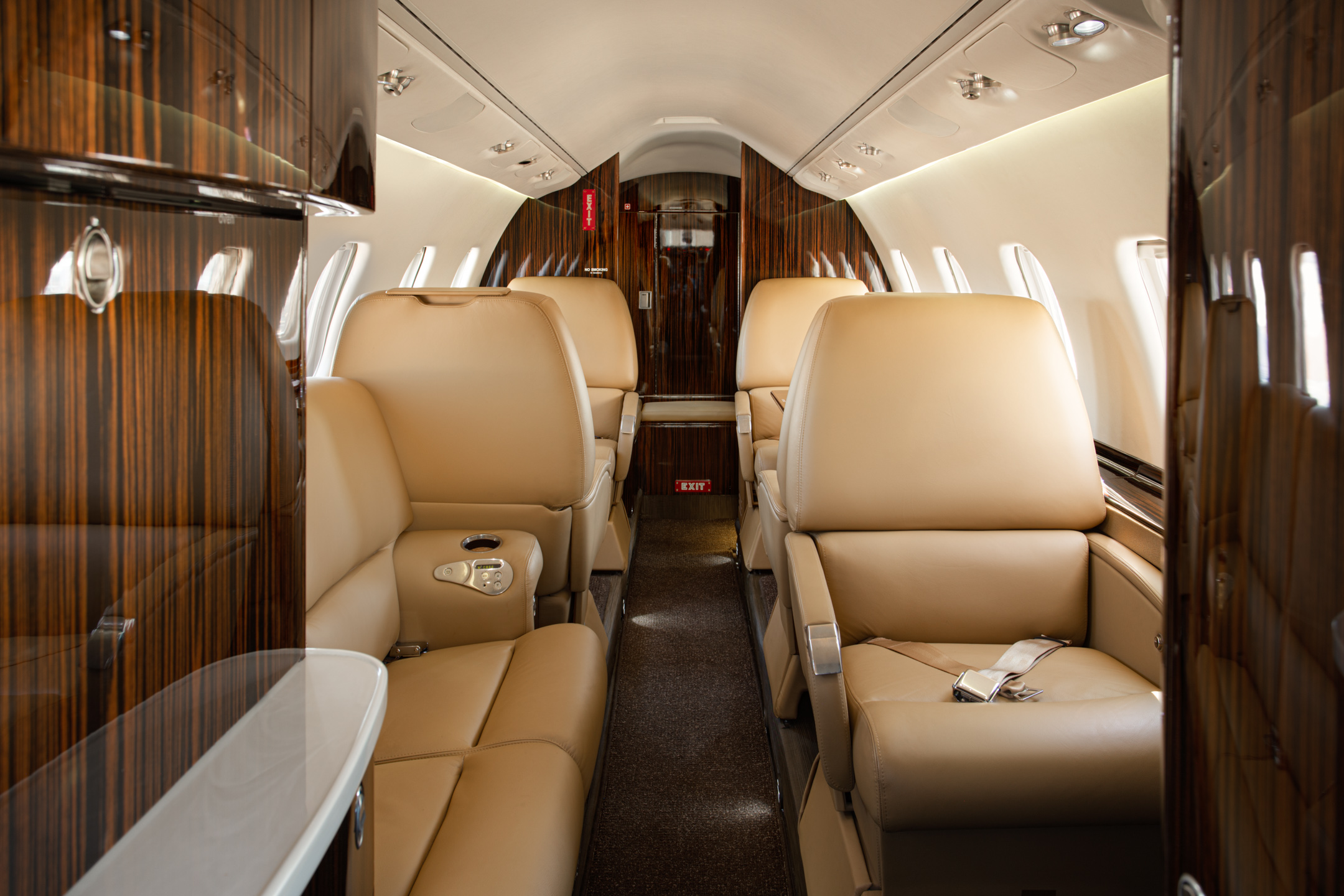 Bombardier Learjet 60, photo 2