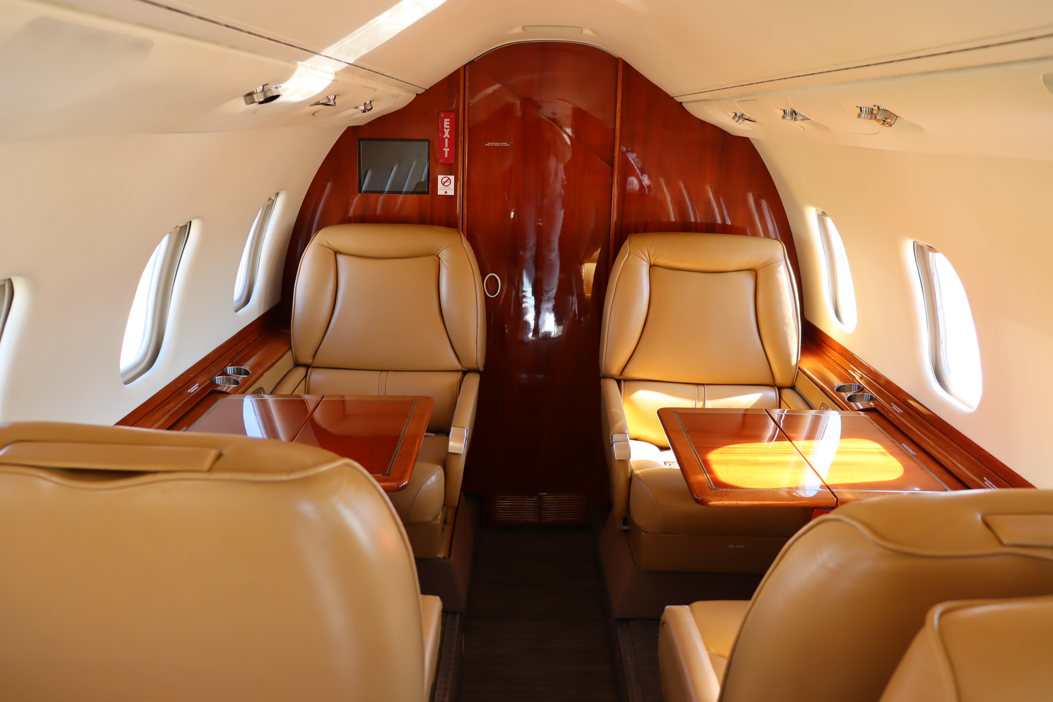 Bombardier Learjet 60, photo 2