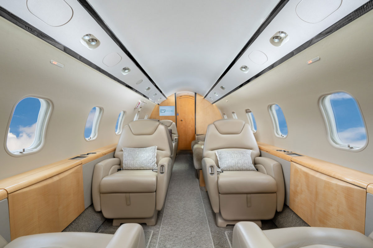 Bombardier Challenger 300, photo 2