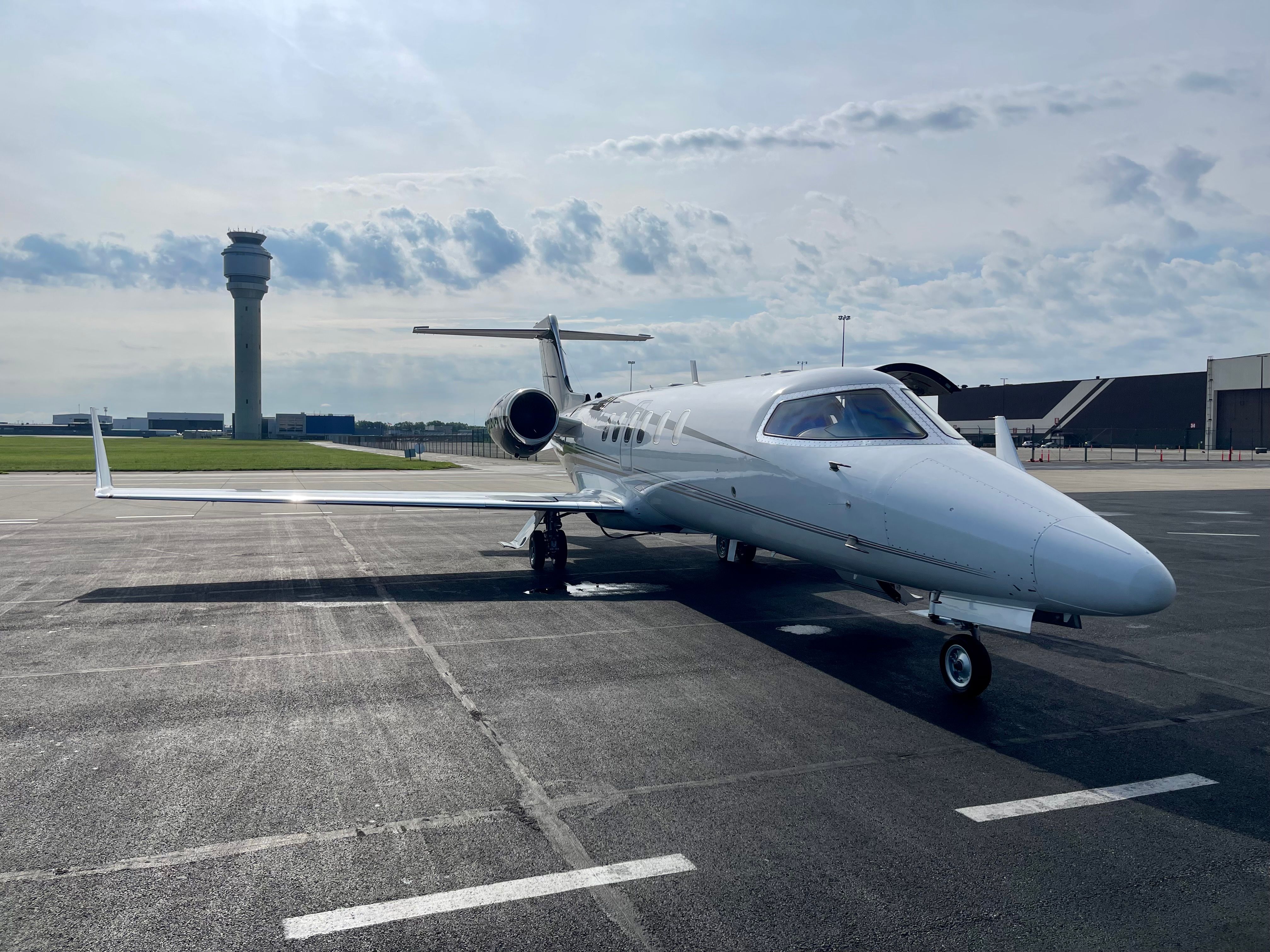 Bombardier Learjet 40XR, photo 1